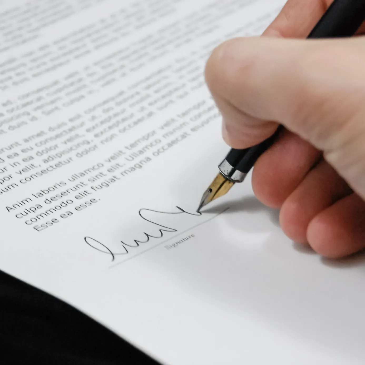 Electronic Signatures vs Wet Signatures: Which Is Best for You?